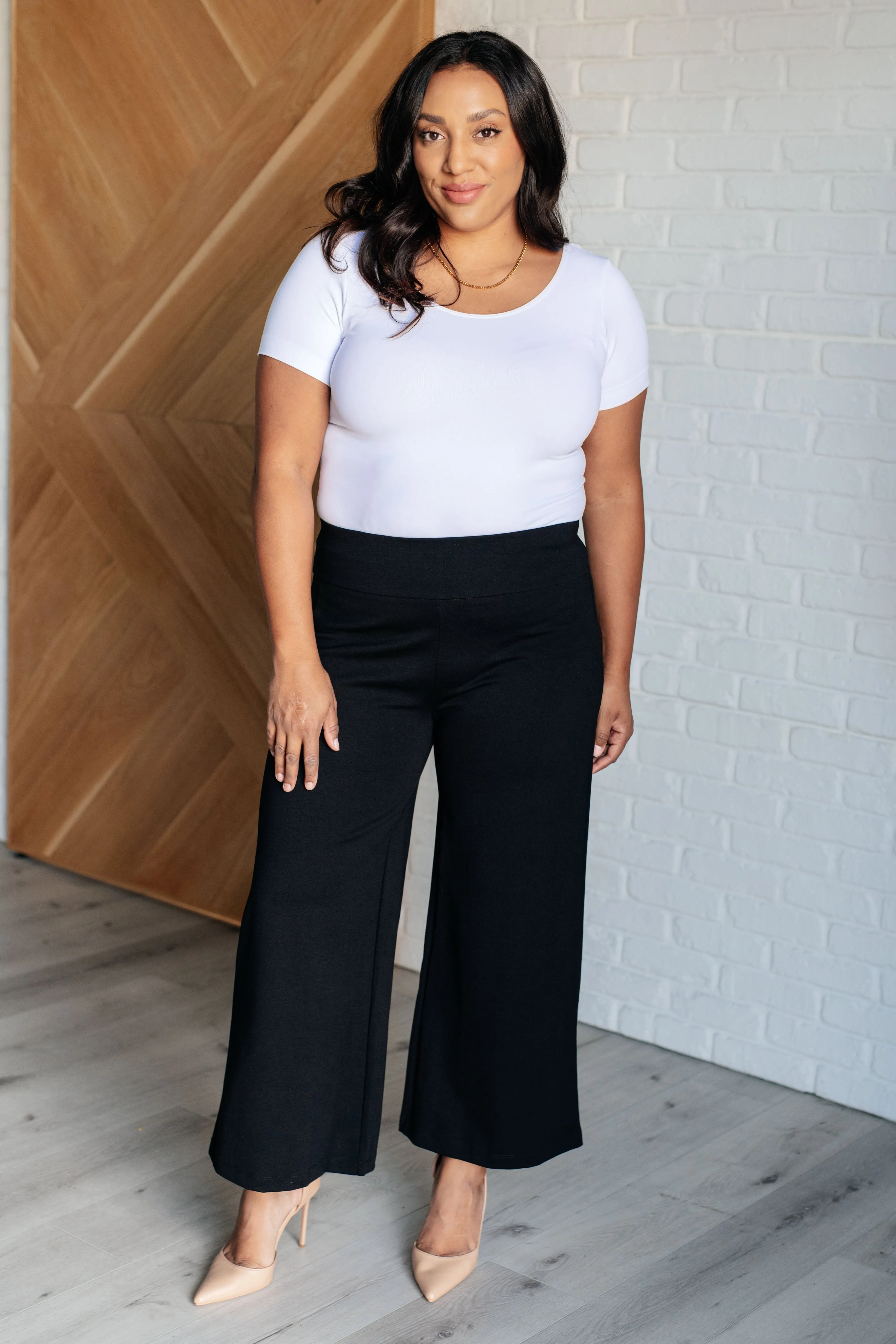 Dear Scarlett Magic Wide Leg Crop Pants in Black