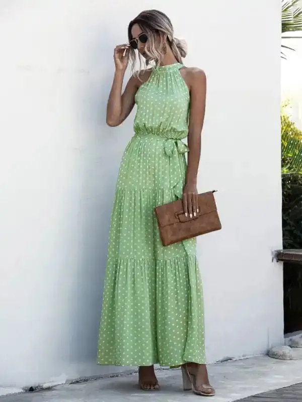 Gorgeous Women’s Dress With Gathered Sleeves