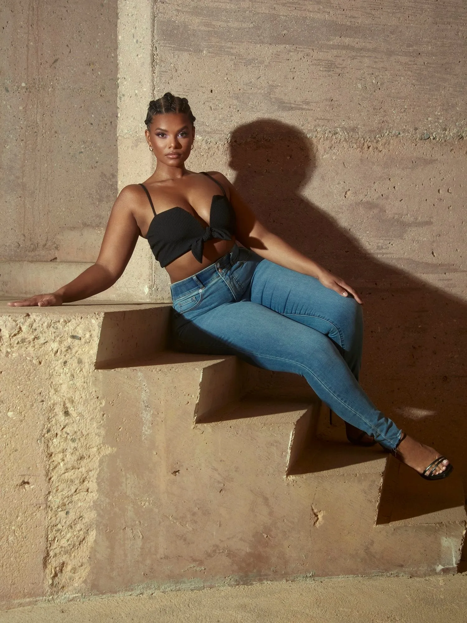 Jeniese V-Wire Rib Knit Crop Top