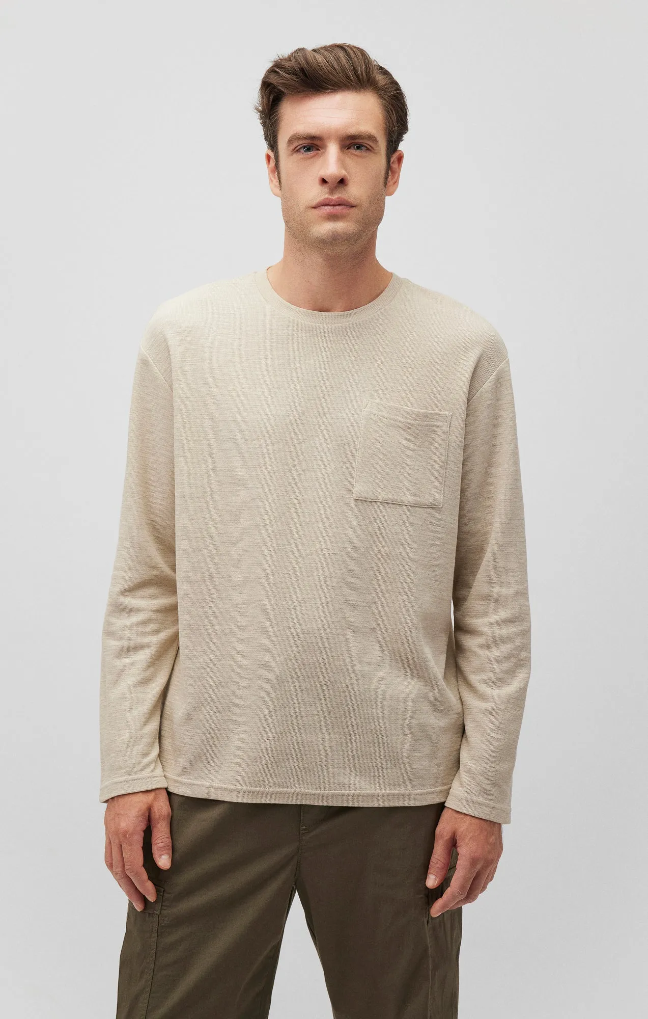 LONG SLEEVE POCKET T-SHIRT IN PELICAN