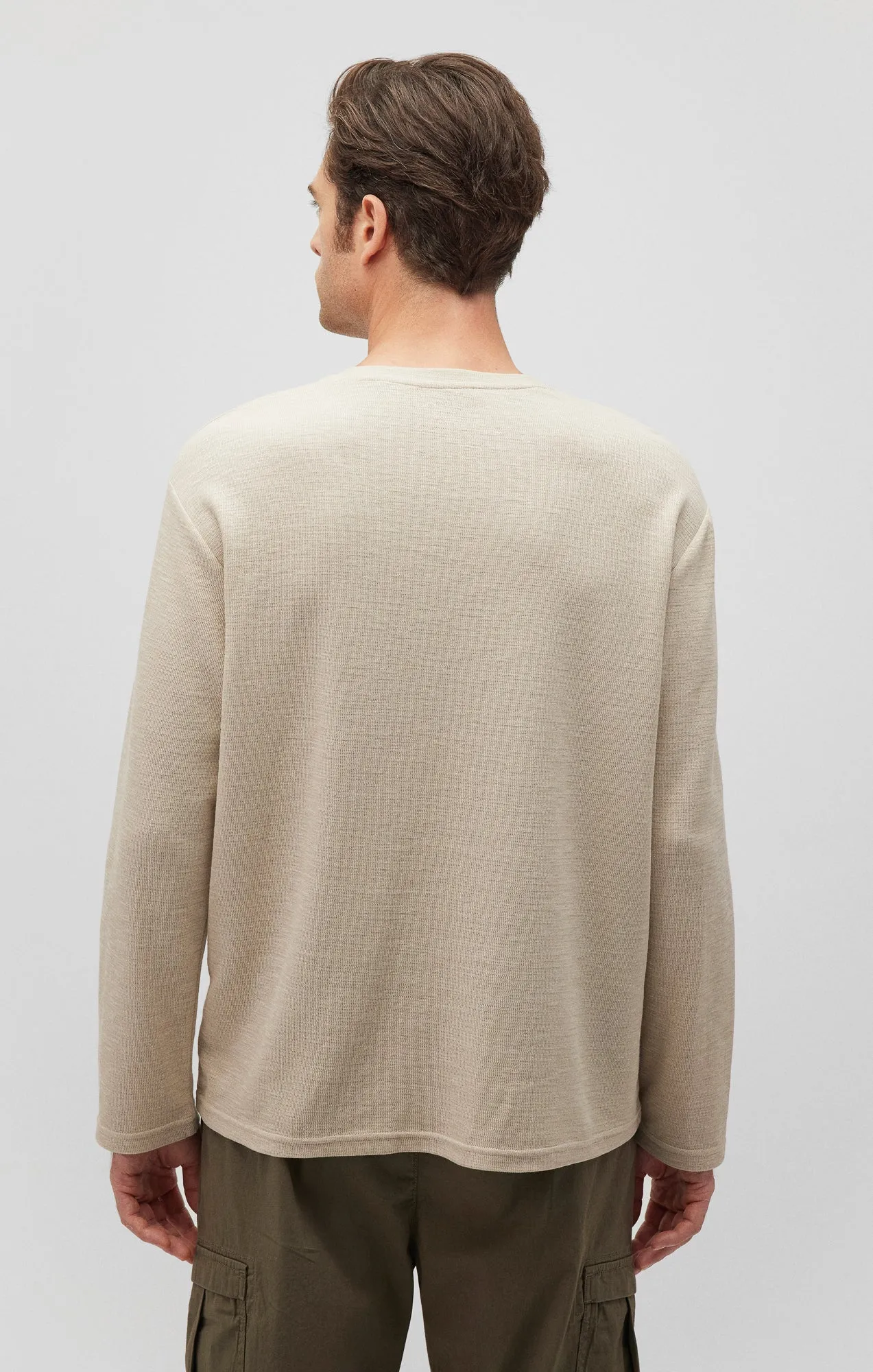 LONG SLEEVE POCKET T-SHIRT IN PELICAN