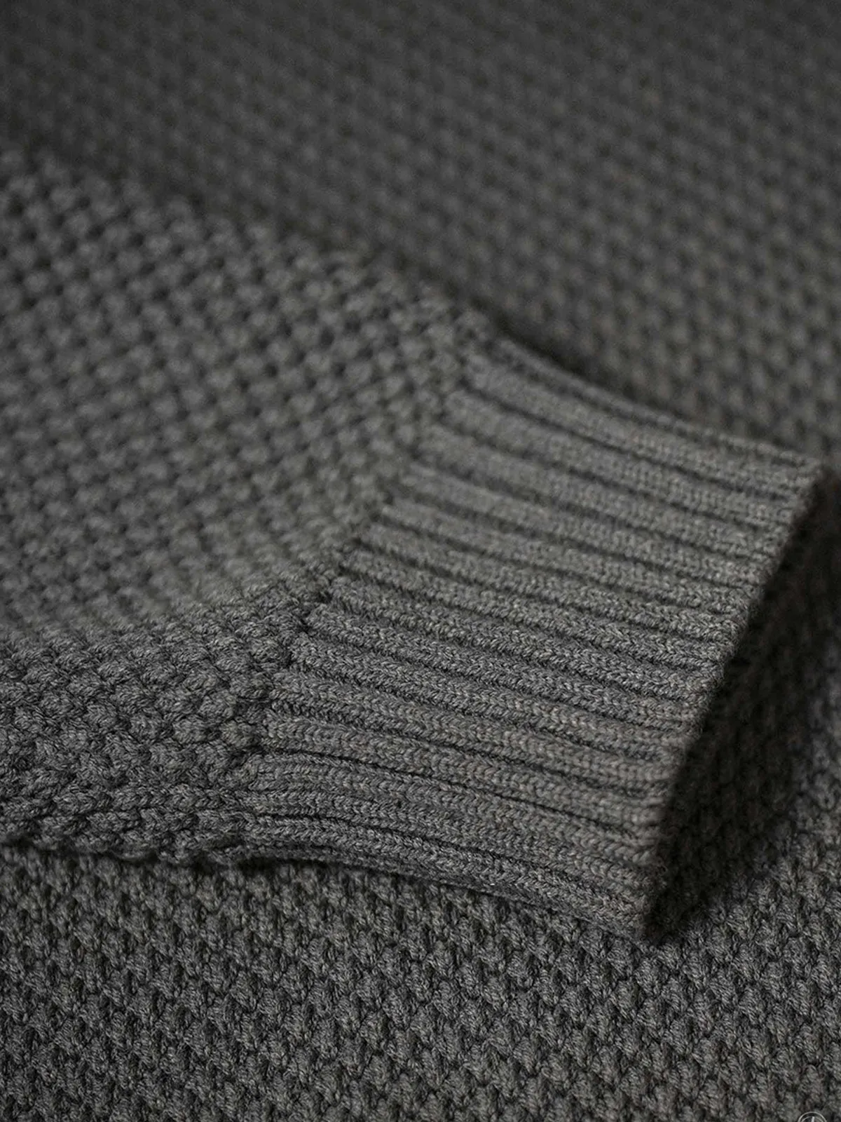 Ribbed Trim Turtleneck Knitted Sweater